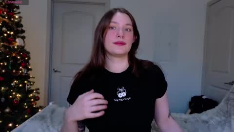 Snapshot of kennedyjade720 chatting on 15, 12, 2025 Kennedy Jade Next Stream Oct. 18 6pm CDT online show from 15, 12, 2025