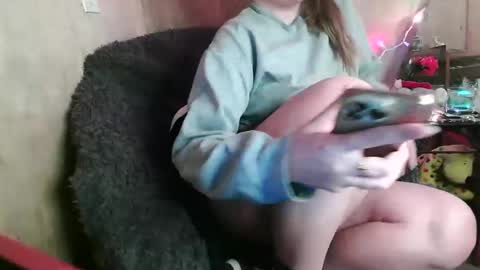 Kennedy Nova  online show from 24, 12, 2024