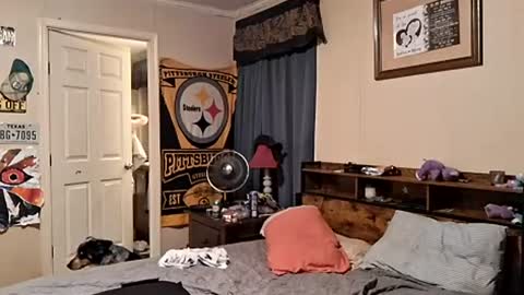 Snapshot of kennyxtralong chatting on 4, 8, 2026 kennyxtralong online show from 4, 8, 2026