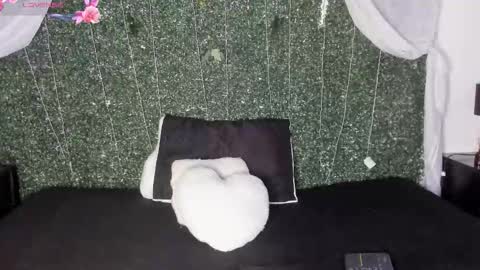 KENTHA  online show from 3, 2, 2026