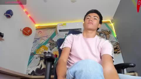 Snapshot of kenzo_hunter chatting on 9, 10, 2025 kenzo_hunter online show from 9, 10, 2025