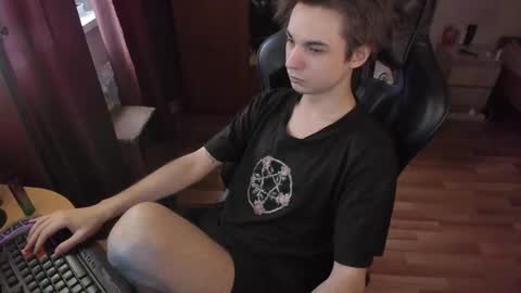 Looking for a moderator I PVT IS OPEN online show from 5, 3, 2026