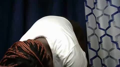 kering_lovly online show from 24, 10, 2025