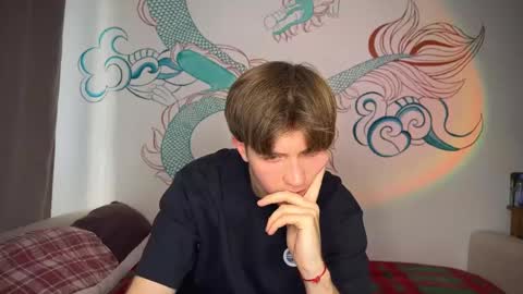 Kero online show from 4, 2, 2025