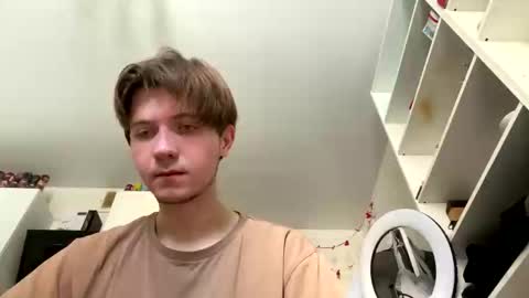 Kero online show from 20, 2, 2025