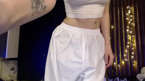 Snapshot of kesha_muah chatting on 28, 1, 2025 kesha online show from 28, 1, 2025