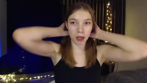 Snapshot of kesha_muah chatting on 6, 3, 2025 kesha online show from 6, 3, 2025