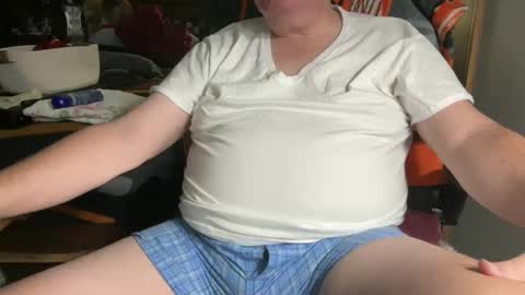 Snapshot of kev92569 chatting on 8, 1, 2025 kev92569 online show from 8, 1, 2025