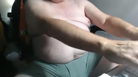 Snapshot of kev92569 chatting on 23, 9, 2025 kev92569 online show from 23, 9, 2025