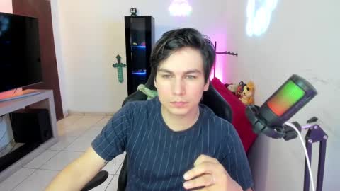 Snapshot of kevin873s chatting on 7, 3, 2025 Kevin online show from 7, 3, 2025