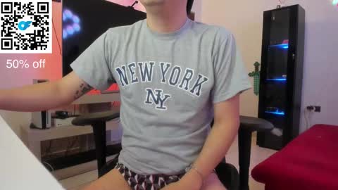 Snapshot of kevin873s chatting on 28, 11, 2025 Kevin online show from 28, 11, 2025