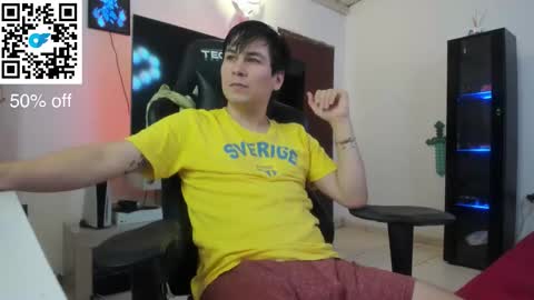 Snapshot of kevin873s chatting on 2, 12, 2025 Kevin online show from 2, 12, 2025