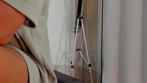 Snapshot of kevin_lance chatting on 21, 6, 2026 Kevin Lance online show from 21, 6, 2026