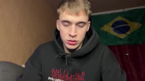 Snapshot of kevin_martin8 chatting on 19, 11, 2025 Kevin Martin online show from 19, 11, 2025