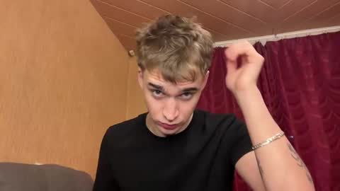 Snapshot of kevin_martin8 chatting on 26, 11, 2025 Kevin Martin online show from 26, 11, 2025