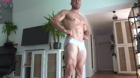 Snapshot of kevinandresxx chatting on 9, 7, 2026 Kevin online show from 9, 7, 2026