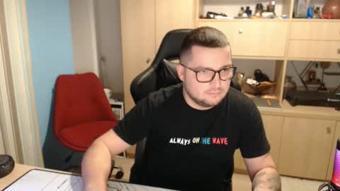 Kevinn online show from 19, 10, 2025