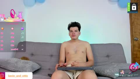 Snapshot of kevinxlvx chatting on 28, 9, 2025 kevin and ottis online show from 28, 9, 2025