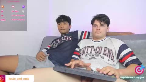 Snapshot of kevinxlvx chatting on 17, 10, 2025 kevin and ottis online show from 17, 10, 2025