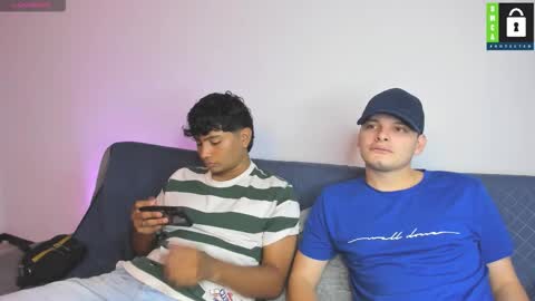 Snapshot of kevinxlvx chatting on 18, 11, 2025 kevin and ottis online show from 18, 11, 2025