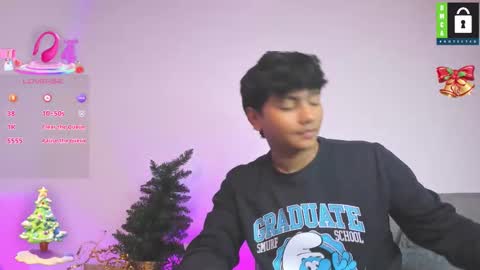 Snapshot of kevinxlvx chatting on 4, 12, 2025 kevin and ottis online show from 4, 12, 2025