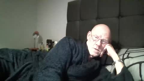 Snapshot of kevlooking4sez chatting on 5, 1, 2025 kevlooking4sez online show from 5, 1, 2025