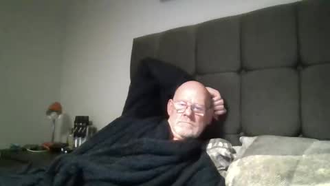 Snapshot of kevlooking4sez chatting on 27, 9, 2025 kevlooking4sez online show from 27, 9, 2025