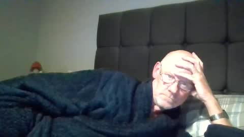 Snapshot of kevlooking4sez chatting on 1, 11, 2025 kevlooking4sez online show from 1, 11, 2025