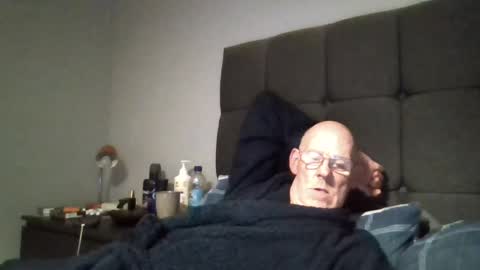 kevlooking4sez online show from 27, 7, 2026