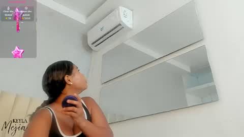 Snapshot of keyla_mejia chatting on 11, 7, 2026 Keyla online show from 11, 7, 2026