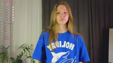 Snapshot of keylalong chatting on 2, 3, 2025 Hi Im Mary Glad to see you in my room PVT is open online show from 2, 3, 2025