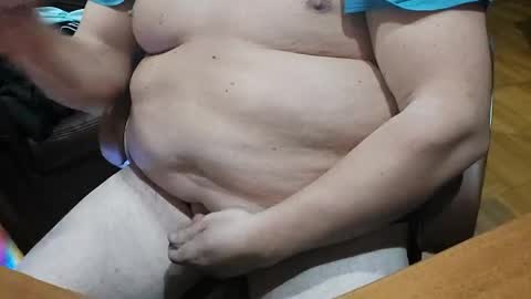 Snapshot of keytrash chatting on 8, 3, 2025 Arthur online show from 8, 3, 2025