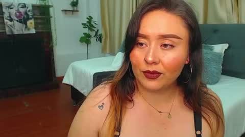 K H A I L A online show from 19, 6, 2026