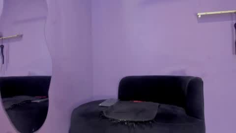 Snapshot of khaterine_hot_1 chatting on 5, 5, 2026 Kathe Hot online show from 5, 5, 2026