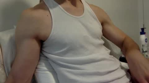 Snapshot of kheaven711 chatting on 9, 10, 2025 Kheaven711 online show from 9, 10, 2025