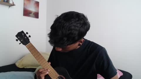 Snapshot of khevinlopezonig chatting on 25, 12, 2024 khevinlopezonig online show from 25, 12, 2024