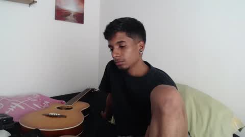 Snapshot of khevinlopezonig chatting on 27, 12, 2024 khevinlopezonig online show from 27, 12, 2024