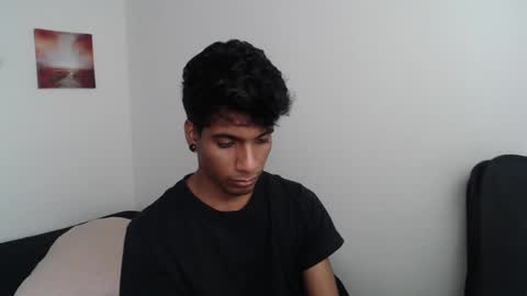 Snapshot of khevinlopezonig chatting on 14, 2, 2025 khevinlopezonig online show from 14, 2, 2025