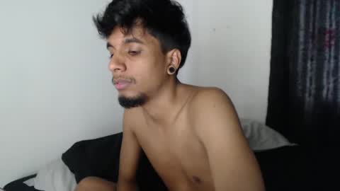 Snapshot of khevinlopezonig chatting on 24, 9, 2025 khevinlopezonig online show from 24, 9, 2025