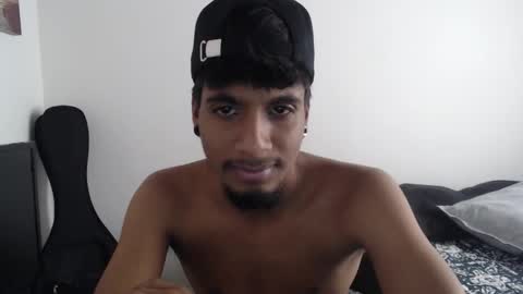 Snapshot of khevinlopezonig chatting on 8, 10, 2025 khevinlopezonig online show from 8, 10, 2025