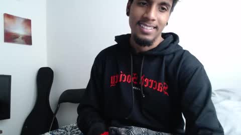 Snapshot of khevinlopezonig chatting on 10, 10, 2025 khevinlopezonig online show from 10, 10, 2025