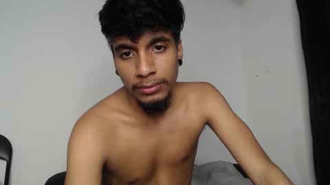 Snapshot of khevinlopezonig chatting on 12, 10, 2025 khevinlopezonig online show from 12, 10, 2025