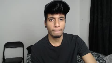 Snapshot of khevinlopezonig chatting on 3, 11, 2025 khevinlopezonig online show from 3, 11, 2025