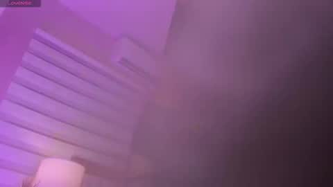 Snapshot of khloe_sweeet chatting on 1, 10, 2025 khloe_sweeet online show from 1, 10, 2025