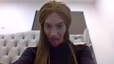 khloestahr101 online show from 19, 3, 2026