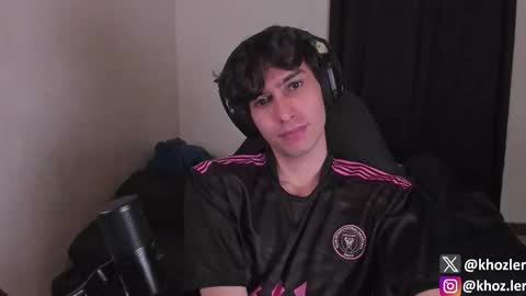 khozler_ online show from 19, 10, 2025