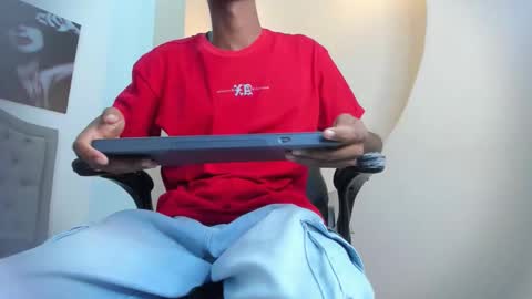 Kris Evans online show from 20, 12, 2025