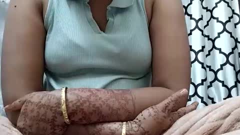 Snapshot of khushisinghh chatting on 8, 2, 2025 khushisinghh online show from 8, 2, 2025