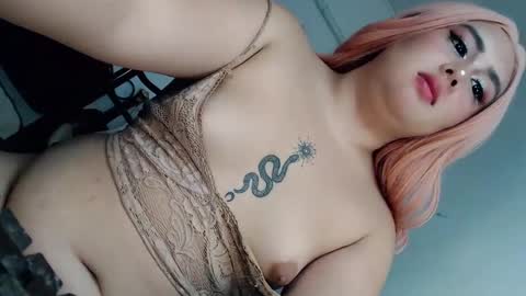 Snapshot of kiacum4u chatting on 23, 12, 2024 kiacum4u online show from 23, 12, 2024