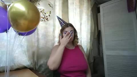 kianna_dior_ online show from 8, 2, 2025